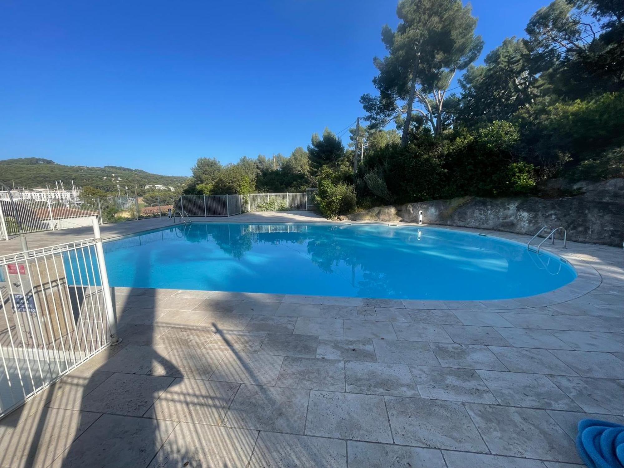 T1 Avec Piscine A 300M Des Plages Pour 4 Personnes - Residence Saint Elme La Seyne-sur-Mer Eksteriør billede